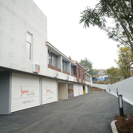 Ignis Motel Jeju Exterior photo